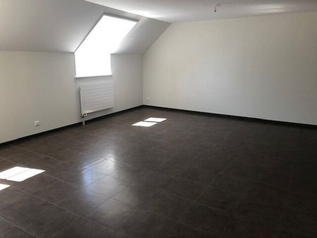For rent, spacious 4.5 room apartment, Léopold-Robert 56b, La Chaux-de-Fonds - Foto 2