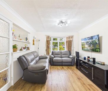 3 bedroom end of terrace house to rent - Photo 1