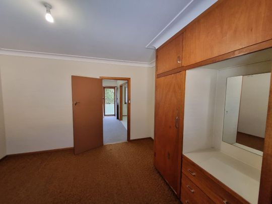 1BR Flat In Great Location - Photo 1