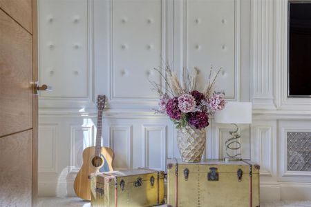 4 bedroom detached house to rent - Photo 2