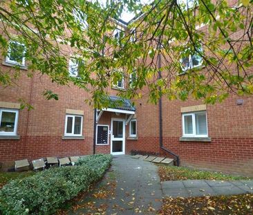 Beeston Court, Laindon, Basildon, SS15 - Photo 1