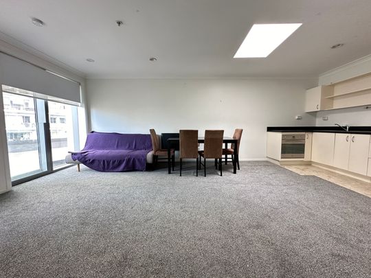 4A/15 Nelson St, Auckland with carpark - Photo 1