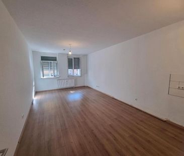 Einzimmerwohnung Bahnhofstr. 96, 47137 Duisburg - Photo 1