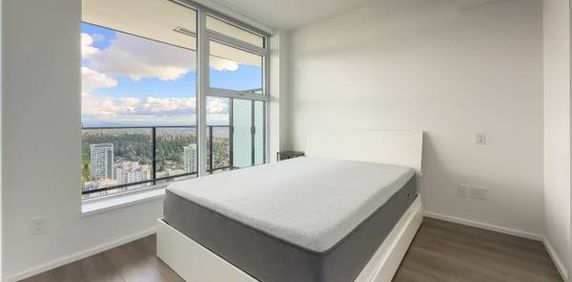 ~~~City of Lougheed 1BR condo, 200m to sky train, 10mins to SFU - Photo 2