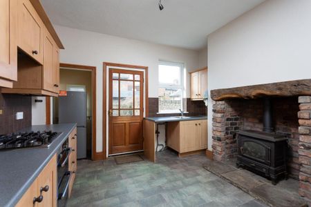 2 bedroom house to rent - Photo 2