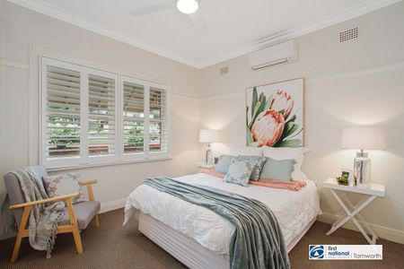 Beautiful Home Located in East - Photo 5