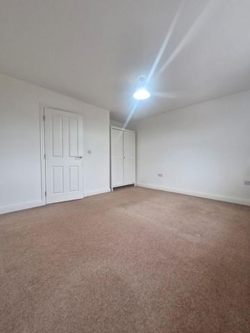 1 bedroom townhouse to rent - Photo 3