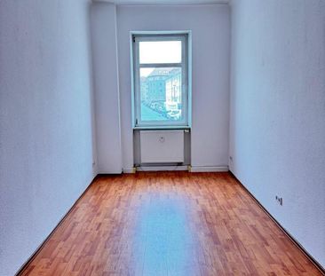 +++SCHNELL SEIN! CHARMANTE 2-RAUMWOHNUNG mit EINBAUKÜCHE+++ - Foto 1