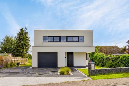 Aan de rand van het Zoniënwoud, villa van +/- 280 m², met een prachtige tuin. - Foto 3