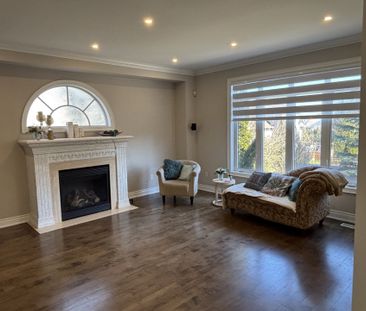 For Lease - 475 Worthington Avenue, Richmond Hill, Ontario - Photo 2