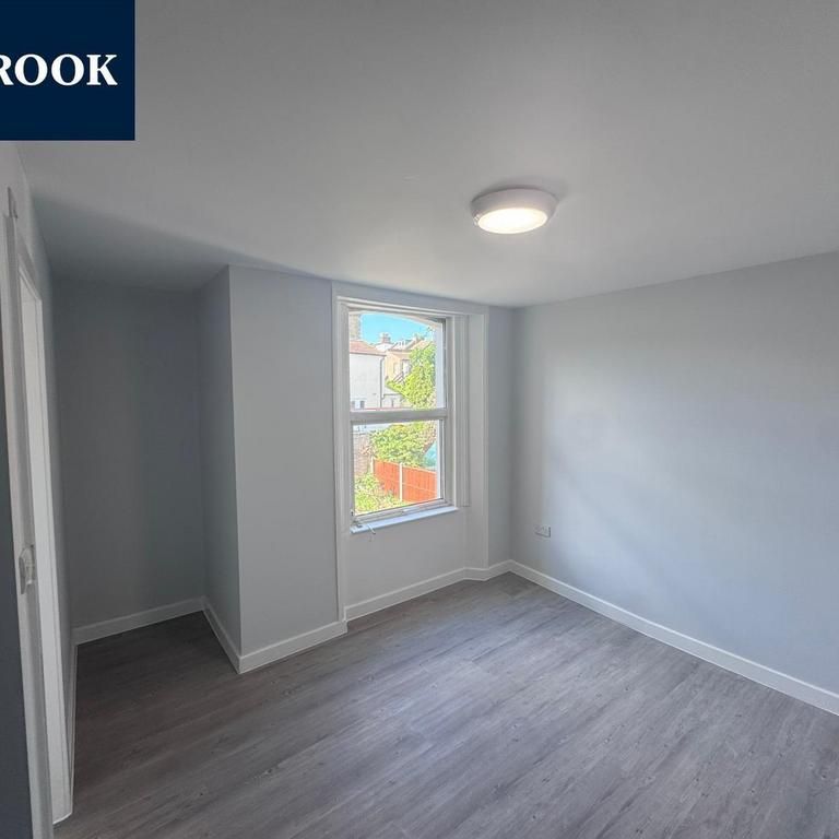 1 bedroom house of multiple occupation to rent - Photo 1