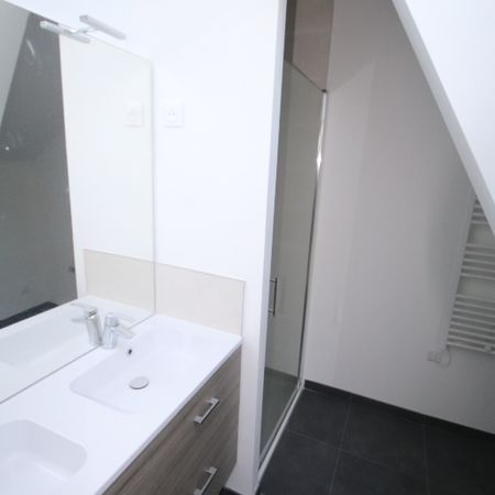 Location Appartement 2 pièces 36m² LILLE 59000 - Photo 3