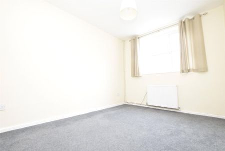 3 bedroom house to rent - Photo 3