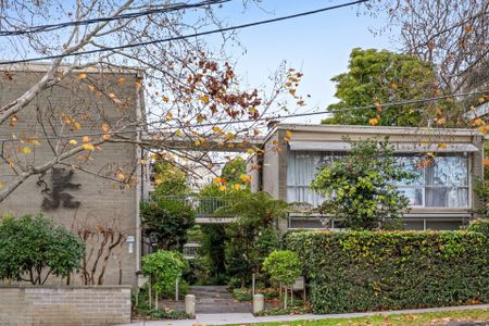 21/746 Orrong Road, - Photo 2