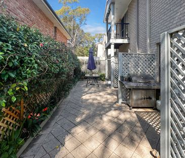 Move in on Moola - Photo 4