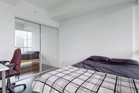 For Lease - 15 Grenville Street Unit# 3507, Toronto, Ontario - Photo 2