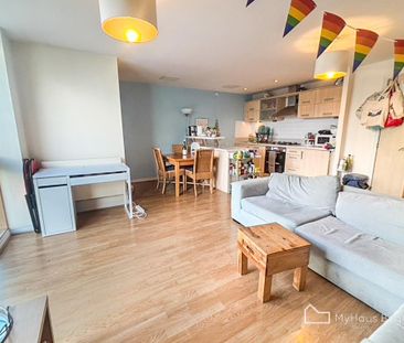 2 bedroom apartment to rent - Photo 2