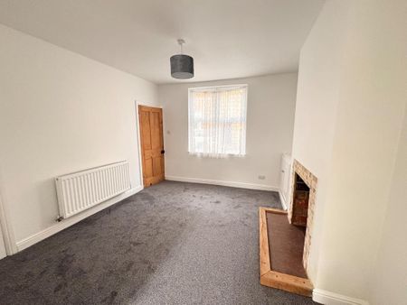 2 bedroom property to rent - Photo 2