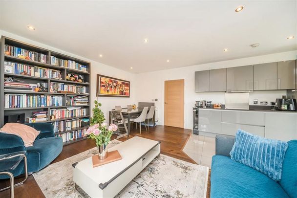 2 bedroom flat to rent - Photo 1