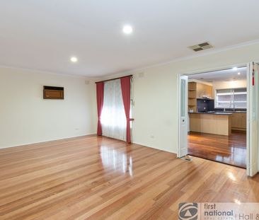 A spectacular family home - Photo 2