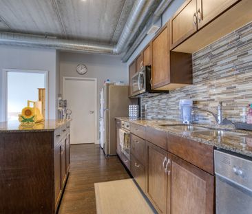 For Lease - 36 Regina Street Unit# 403, Waterloo, Ontario - Photo 2