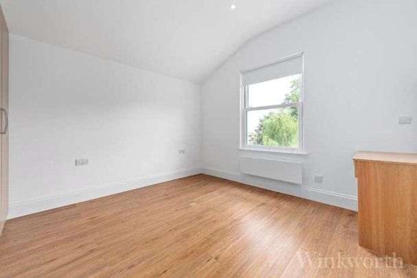 Friary Road, London, SE15 - Photo 1