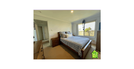 Spacious 4-Bedroom Family Home in Prime Location - Photo 2