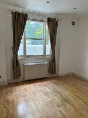 1 Bed Flat, The Mall, W5 - Photo 1