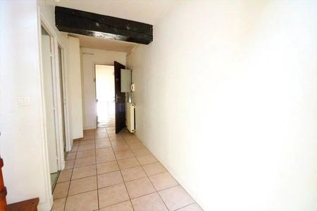 Location Appartement 3 pièces 70m² NEVERS 58000 - Photo 2