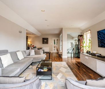 3 bedroom apartment to rent - Photo 3