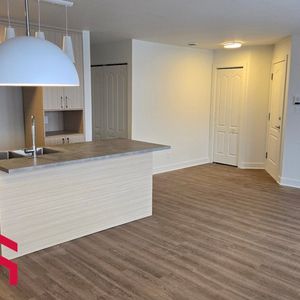 Appartement Saint-Hubert (Longueuil) À Louer - Photo 2