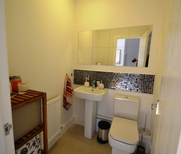 Llanbleddian Gardens, Cathays - Photo 6