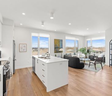 For Lease - 611 WANAKI Road Unit# 102, Manor Park - Cardinal Glen a... - Photo 6