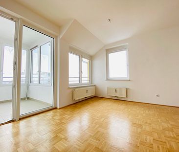 *3 MONATE MIETREDUZIERT WOHNEN*Großzügige 3-Zimmer Wohnung mit Loggia in Auberg - Photo 2