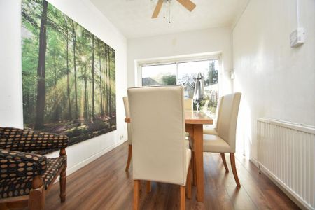 3 bedroom terraced house to rent - Photo 3