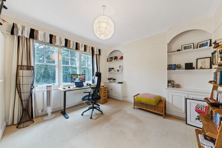 3 Bed Flat, Murray Road, SW19 - Photo 5