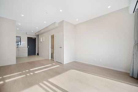 Brand New 2-Bedroom Townhouse in Peaceful Massey!!! - Photo 2