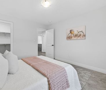 For Lease - 32 Ballinger Way, Uxbridge, Ontario - Photo 4