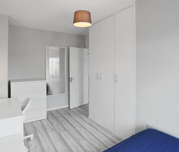 26 Hereford – Room 3 - Photo 5