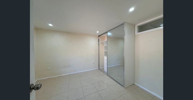 GRANNY FLAT FOR LEASE - Photo 1