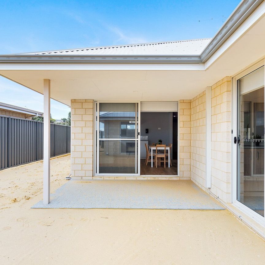 Dawesville - Photo 1