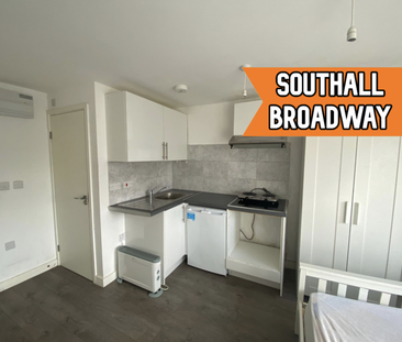 1 bedroom in a house share to rent - Photo 1