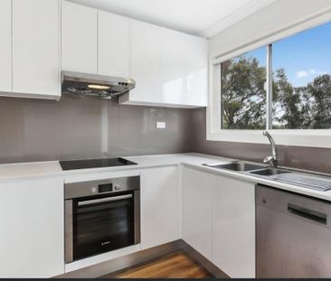 Forestville - Photo 1