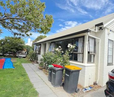 A home with newish renovations - Photo 3