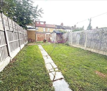 Ripley Road, Seven Kings, IG3 - Photo 2