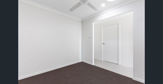 Modern Four Bedroom Duplex - Photo 1