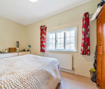 Blackheath Lane, Blackheath, Guildford, Surrey, GU4 - Photo 4