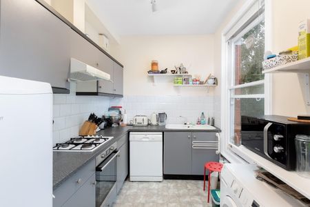 Nassington Road, Hampstead, London - Photo 5