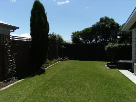 417B Bower Avenue, Parklands Christchurch - Photo 3