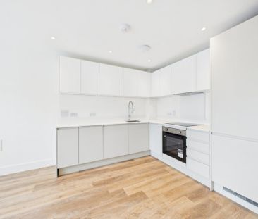 Bath Road, Slough, Berkshire,SL1 - Photo 3
